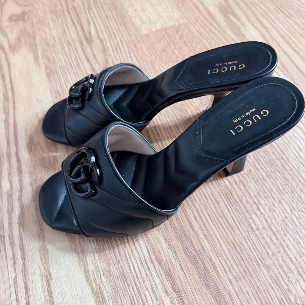 Gucci Women's Black Leather Mules - Picture 2 of 3